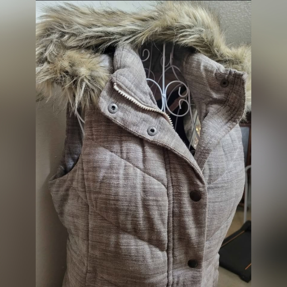 Womans Jacket - Picture 3 of 11